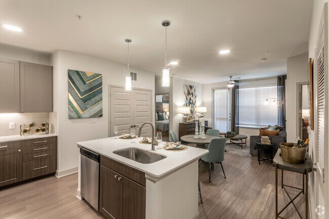 Sala de estar, comedor, cocina, y habitaciones - Stone Loch Apartments