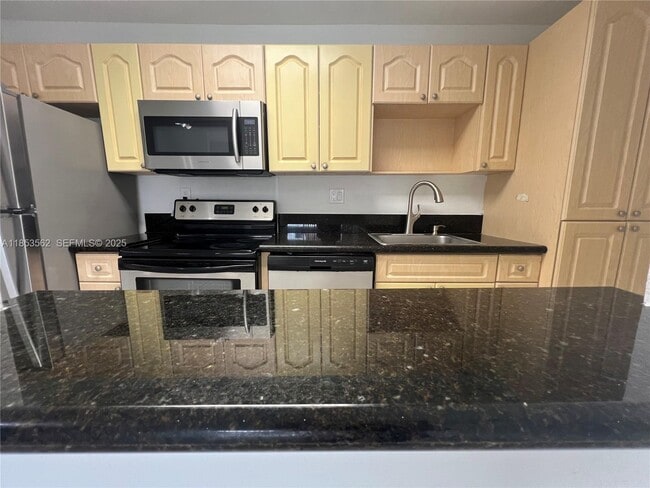 Building Photo - 4660 NW 79th Ave