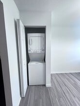 Building Photo - Sailpoint Bay Apartments