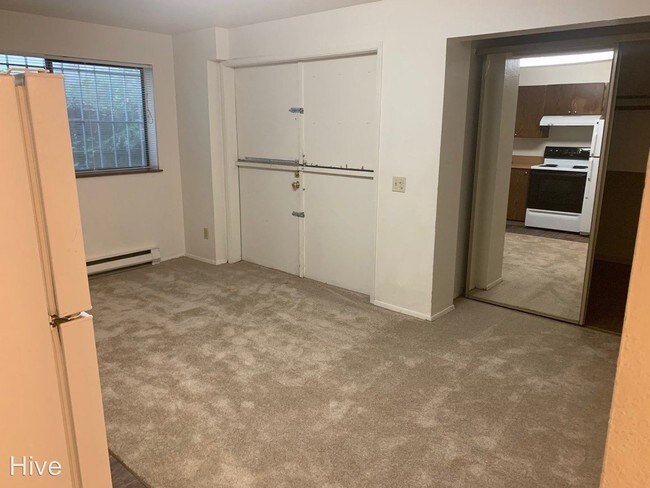 Foto del edificio - 7000 Roosevelt Way NE