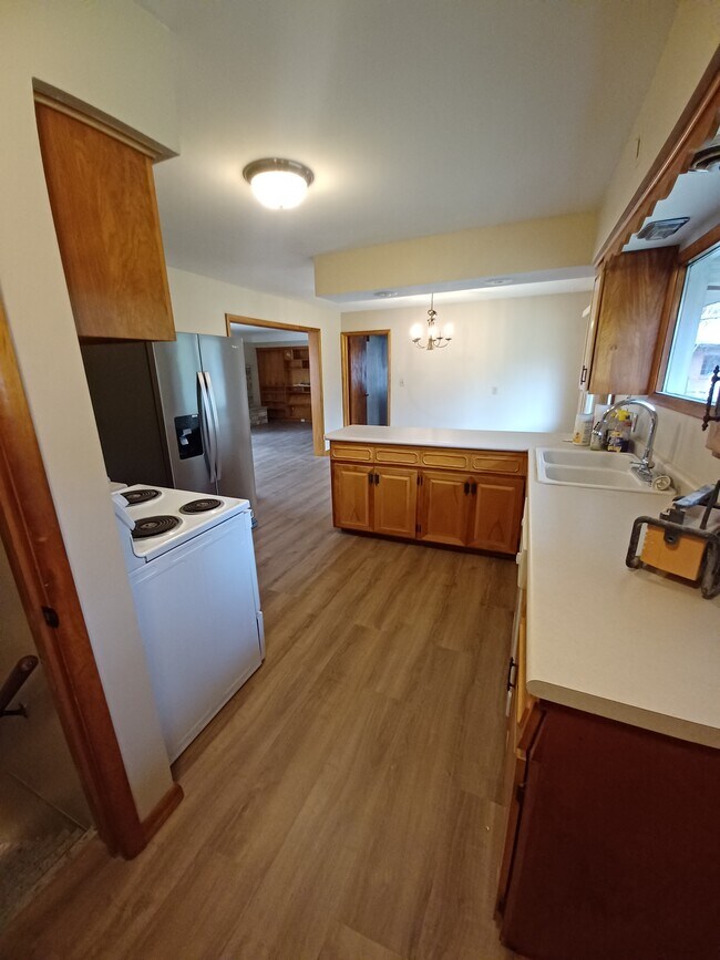 Foto del edificio - 79 Woodhill Rd