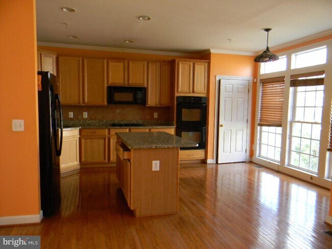 Building Photo - 8093 Samuel Wallis St
