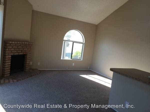 Building Photo - 1352-1354 Reed Ave