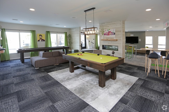 Clubroom Pool Table - 300Lime