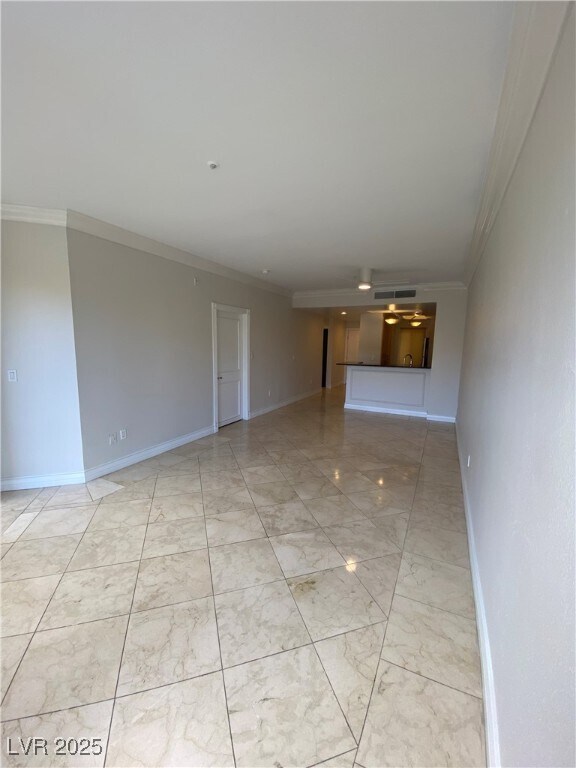 Building Photo - 220 E Flamingo Rd
