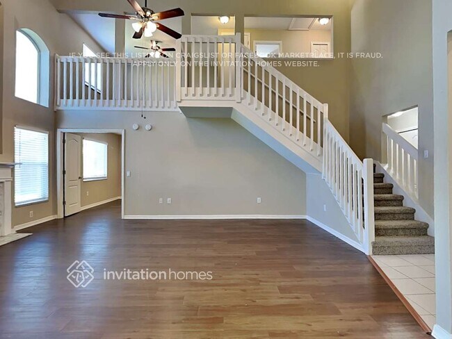 Building Photo - 30603 Wrencrest Dr