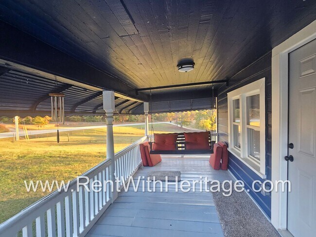Building Photo - Gorgeous Home / Upgrades Galore/ Nature Lo...