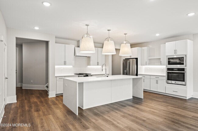 Foto del edificio - 3037 Ridge Ave