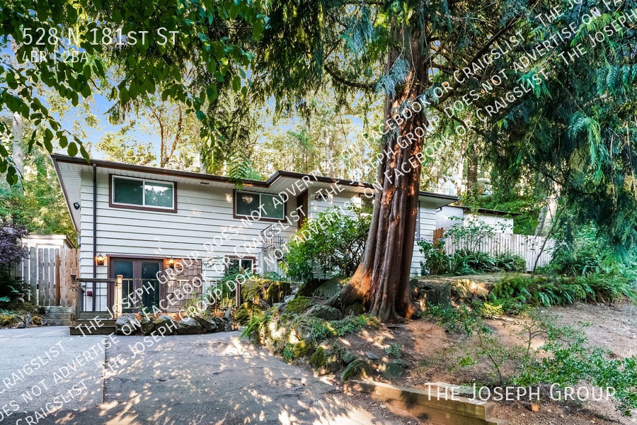 Primary Photo - 528 N 181st St