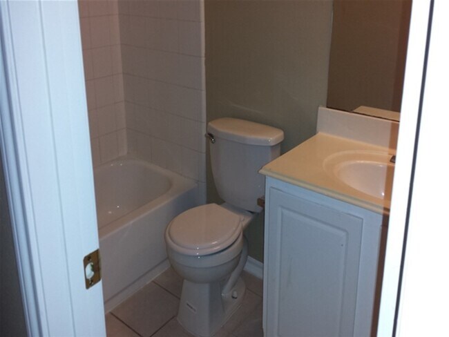 Foto del edificio - 16547 Beckland Ln