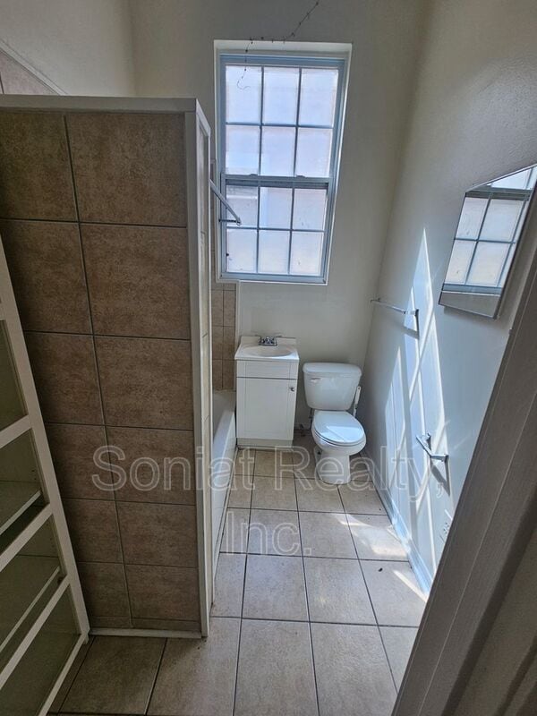 Building Photo - 3305 Palmyra St