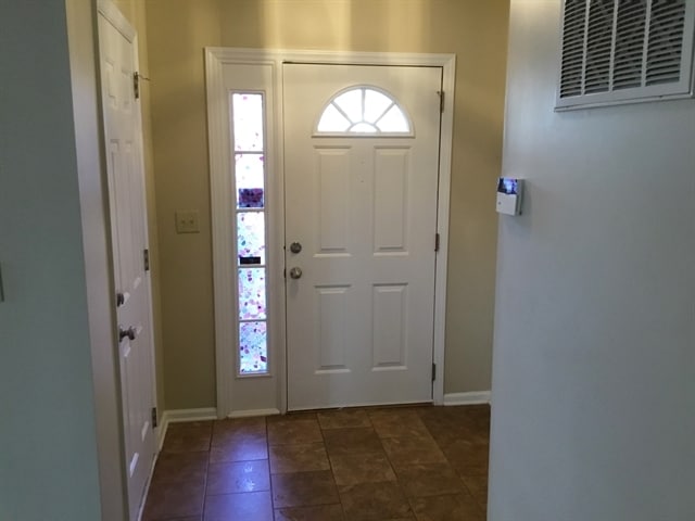 Building Photo - 7506 Claiborne Woods Road