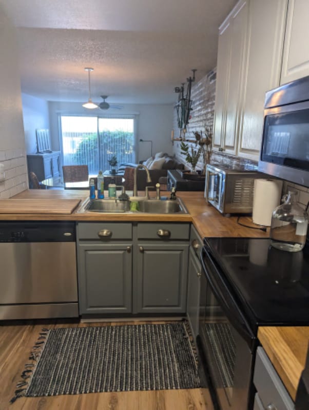 Foto del edificio - 4354 N 82nd St