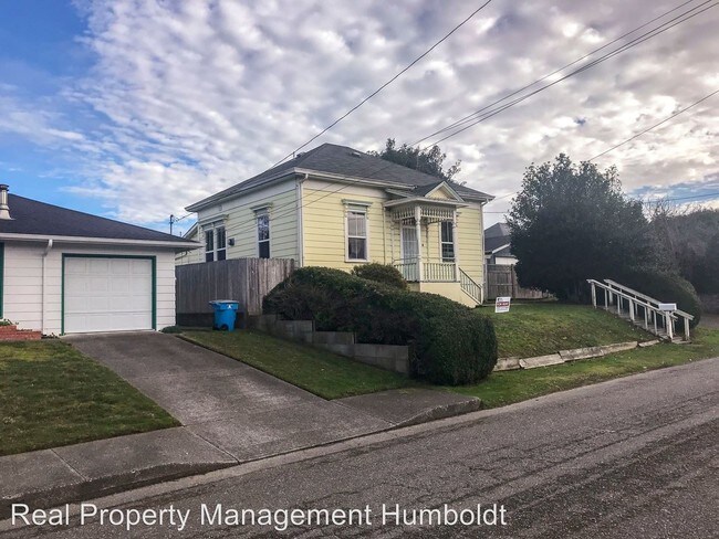 Building Photo - 4 br, 2 bath House - 2335 Garland St.