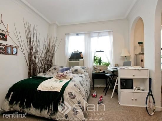 Foto del edificio - 444 W St James Pl