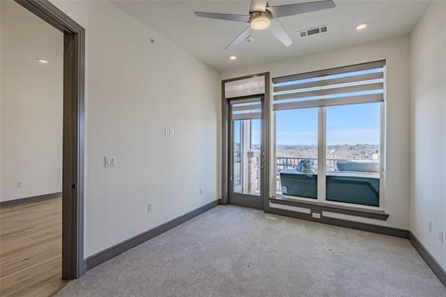 Foto del edificio - 2700 Old Denton Rd