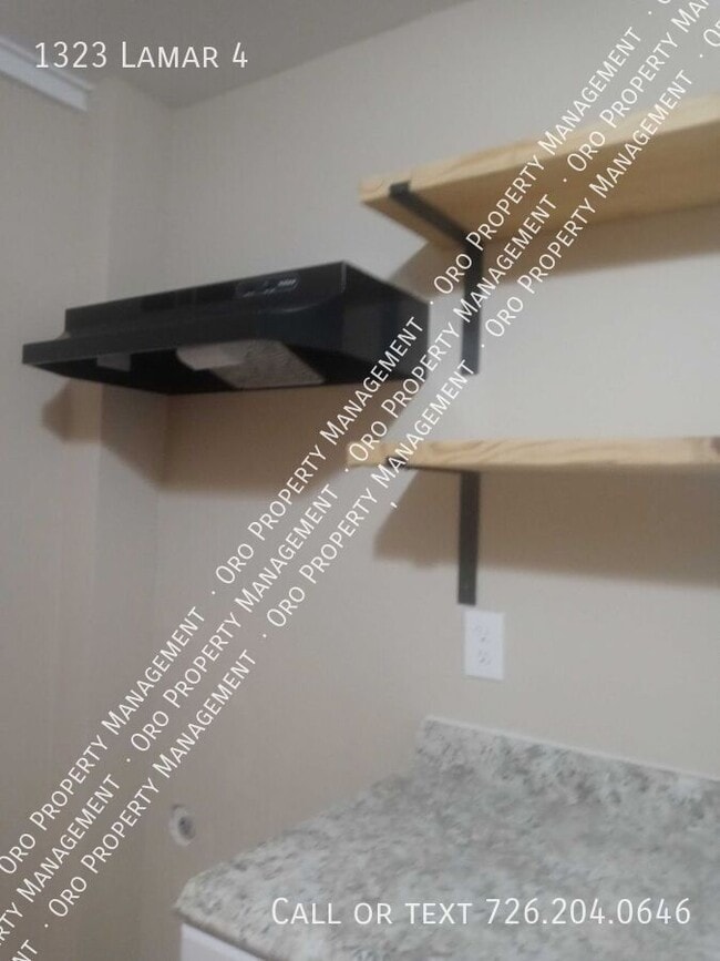 Photo - 1323 Lamar St Apartment