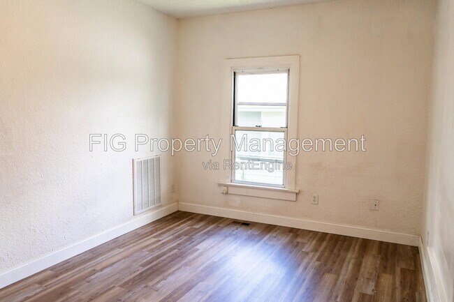 Foto del edificio - 1013 Glider Ave