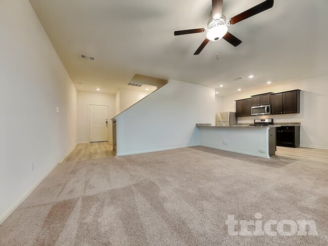 Foto del edificio - 21108 Titian Dr.