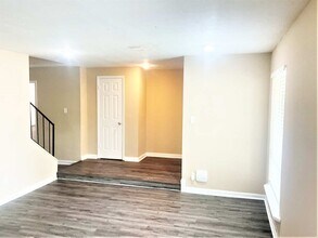 Building Photo - 5303 Enchanted Mist Dr