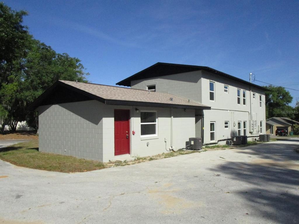 1002 E McDonald Ave Unit 5, Eustis, FL 32726 Room for Rent in Eustis