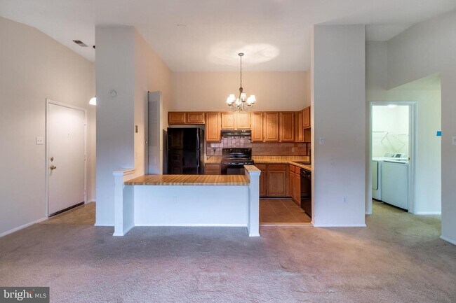 Foto del edificio - 12209 Peach Crest Dr