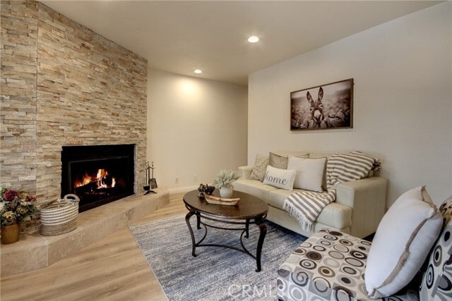 Building Photo - 430 E Country Club Blvd