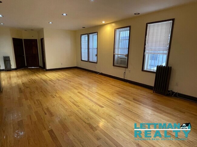 Dining/Kitchen - 623 Vermont St