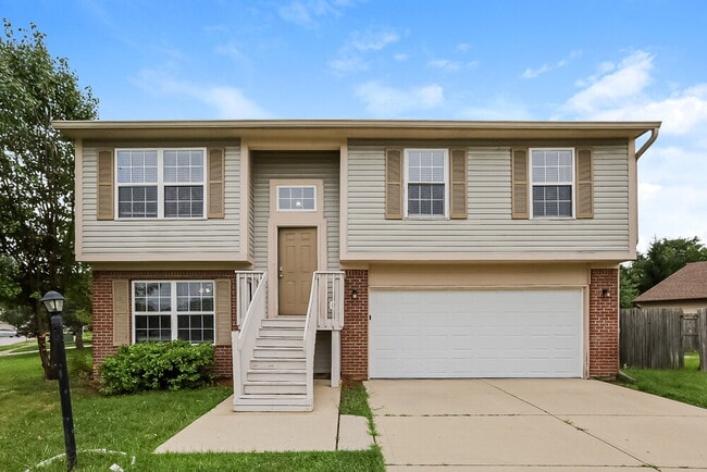 Building Photo - 2021 Twin Leaf Ct