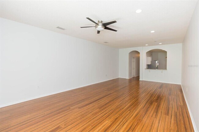 Building Photo - 18136 Nassau Point Dr