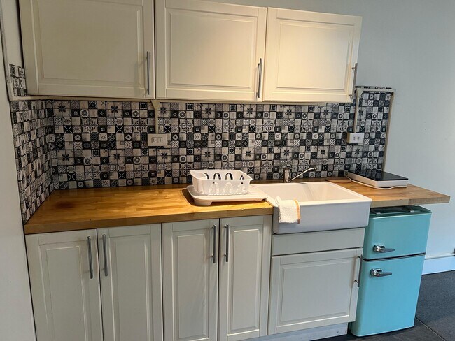 Foto del edificio - 416 E Main St