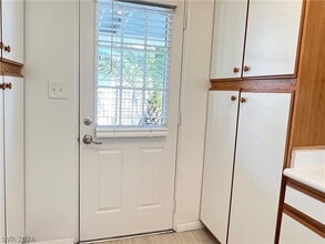 Building Photo - 2300 Santa Clara Dr