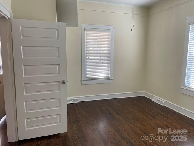 Foto del edificio - 312 Chestnut Ave