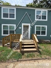Building Photo - 1224 School St