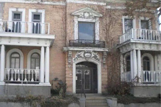 Primary Photo - 1116 E 13th Ave