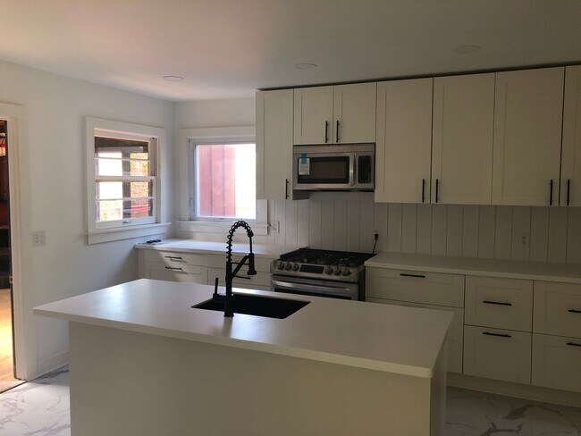 Foto del edificio - 6706 3rd Ave