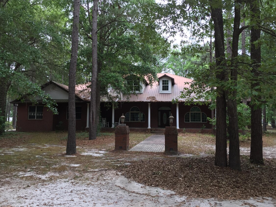 Foto principal - 4420 Ezelle Rd