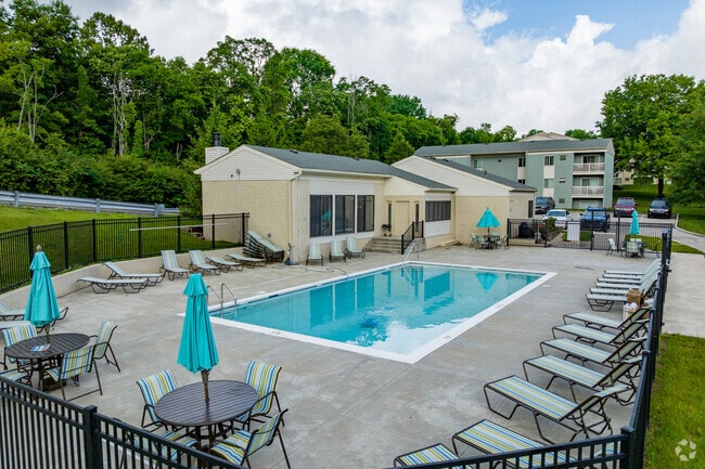Building Photo - Lakeside Landing Apartments