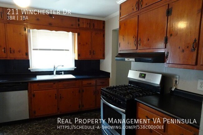 Building Photo - 211 Winchester Dr