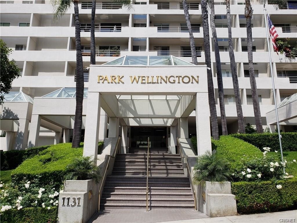 1131 Alta Loma Rd, West Hollywood, CA 90069 Condo for Rent in West