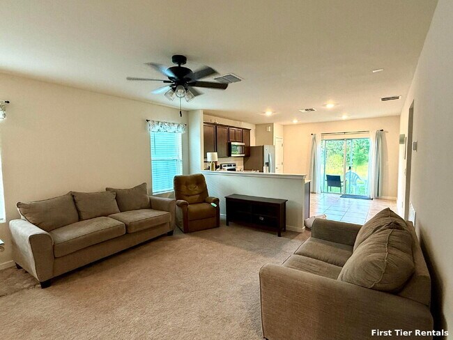 Foto del edificio - Cagan Crossings 3BR Home Available Now