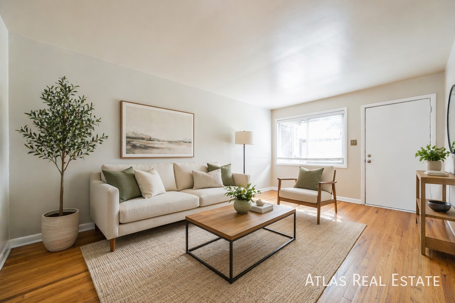 Photo - 4505 E Yale Avenue-