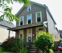 Building Photo - 124 Normal Ave