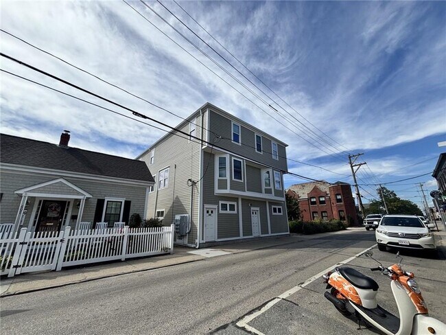Foto del edificio - 603 Thames St