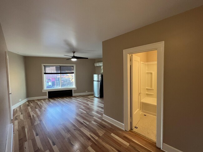 Building Photo - 2405 Hennepin Ave