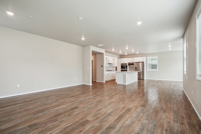 Building Photo - 14318 SE 279th St