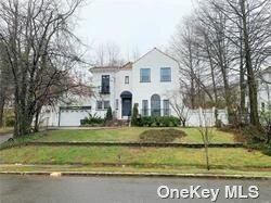 Primary Photo - 10 Bentley Rd