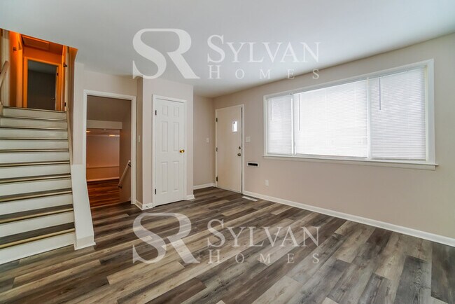 Foto del edificio - Spacious 4BR 1.5BA Home