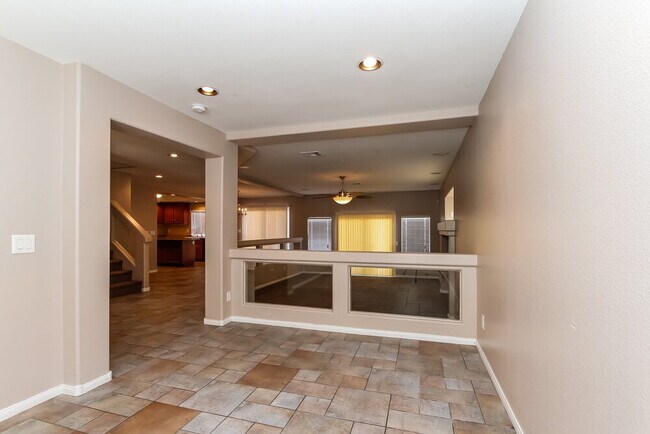 Foto del edificio - 6522 W Camero Ave