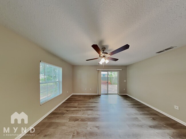 Foto del edificio - 3776 Freeman Rd
